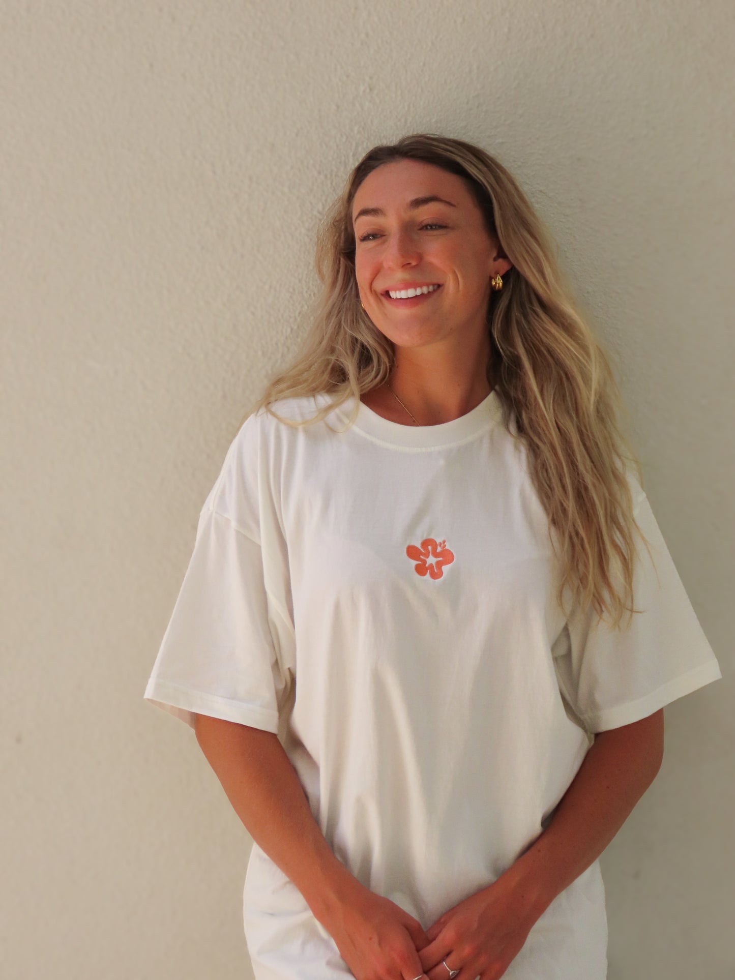 The Hibiscus T-shirt - Off white