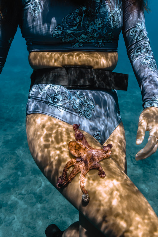 The Boa Surf Bottoms - Peony